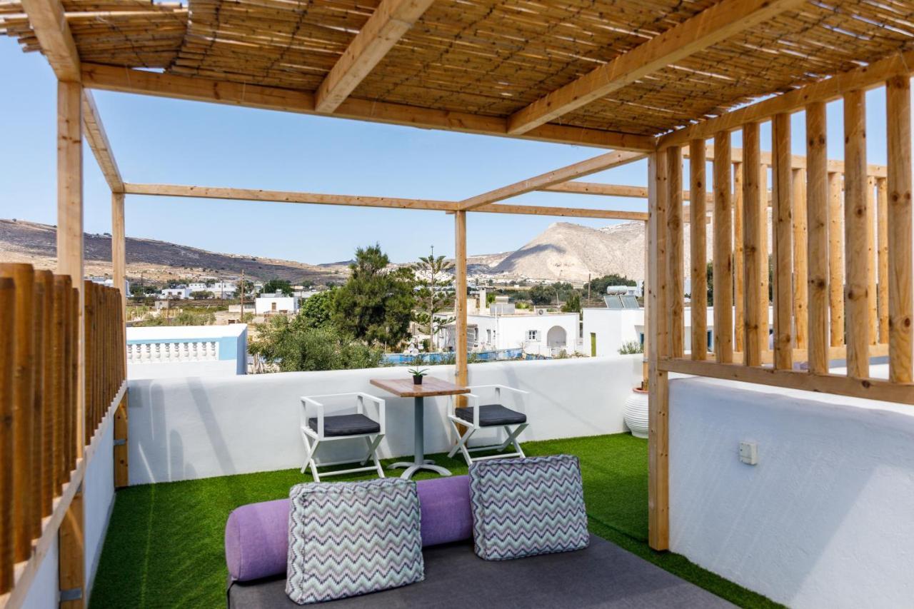Glykeria Mini Suites Playa de Perivolos Exterior foto